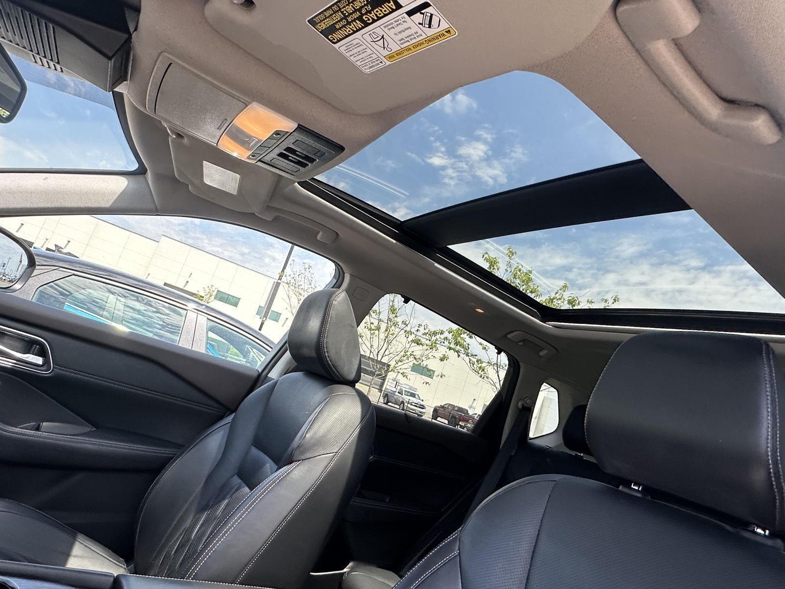 Used 2021 Gun Metallic Nissan Platinum image 9