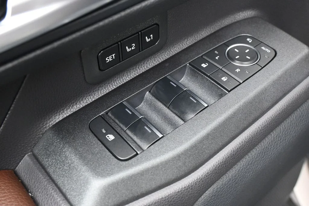 Used 2025 Meteor Toyota Base image 13