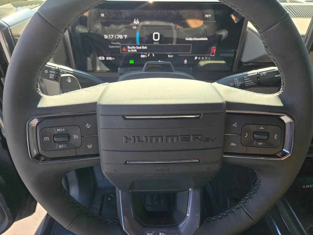 2026 GMC HUMMER EV 2X - Photo 10