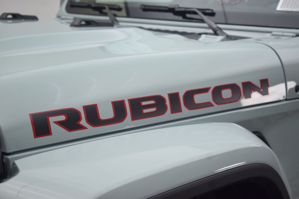 New 2026 Earl Clearcoat Jeep Rubicon image 17
