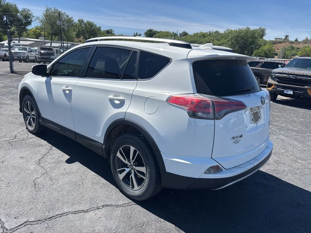 Certified Used 2018 White Toyota XLE image 6