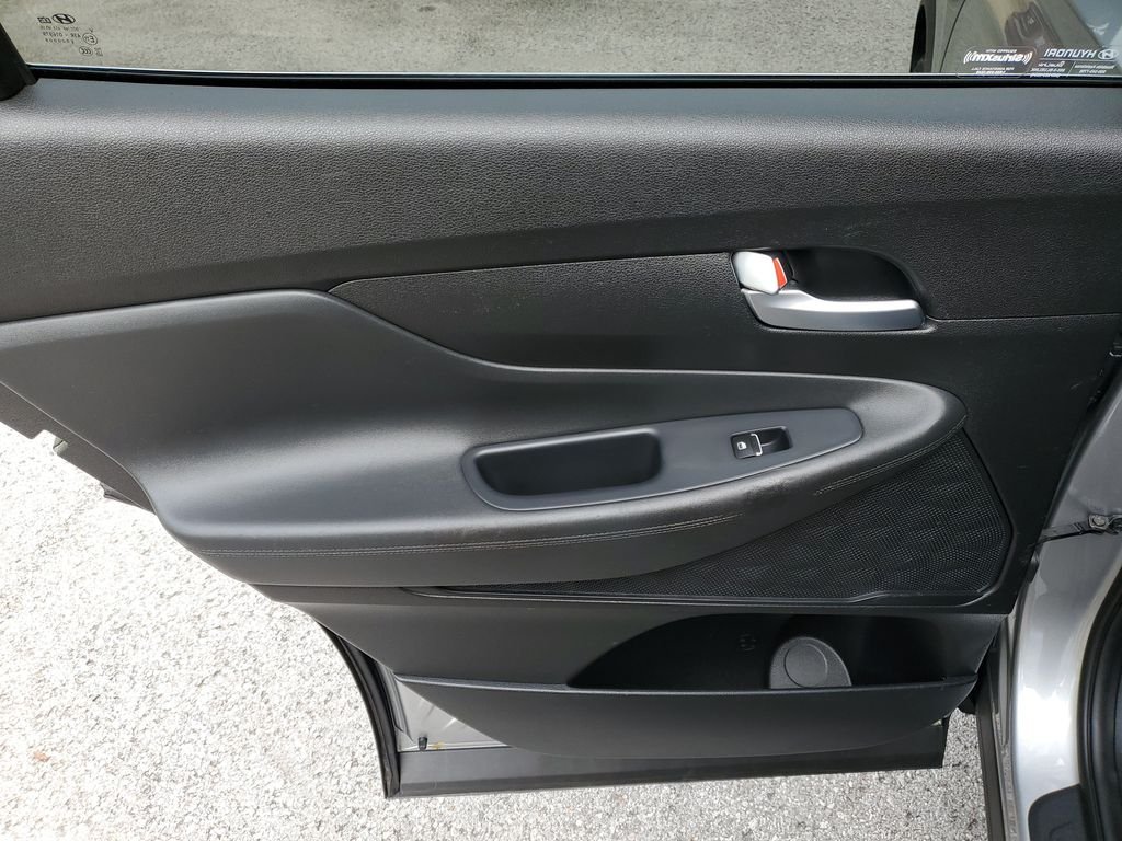 Used 2023 Silver Hyundai SEL image 10
