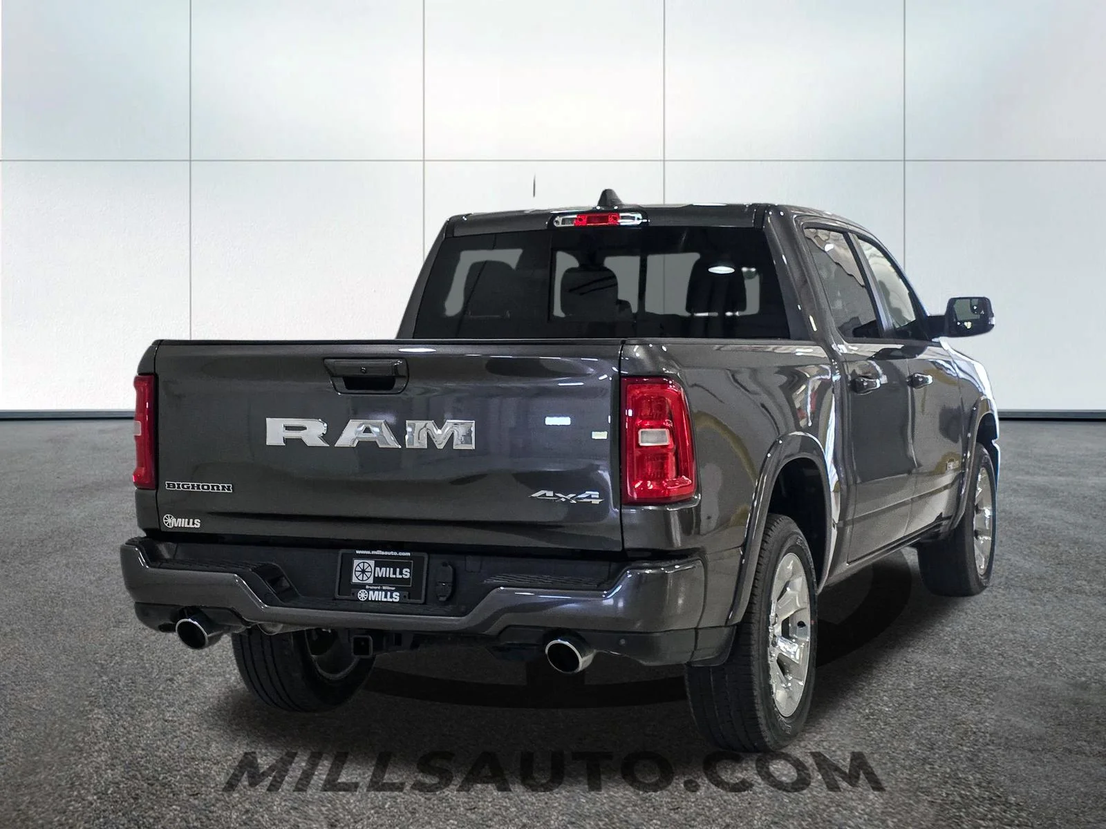 New 2026 Granite Crystal Metallic Clear-Coat Exterior Paint RAM Big Horn/Lone Star image 6