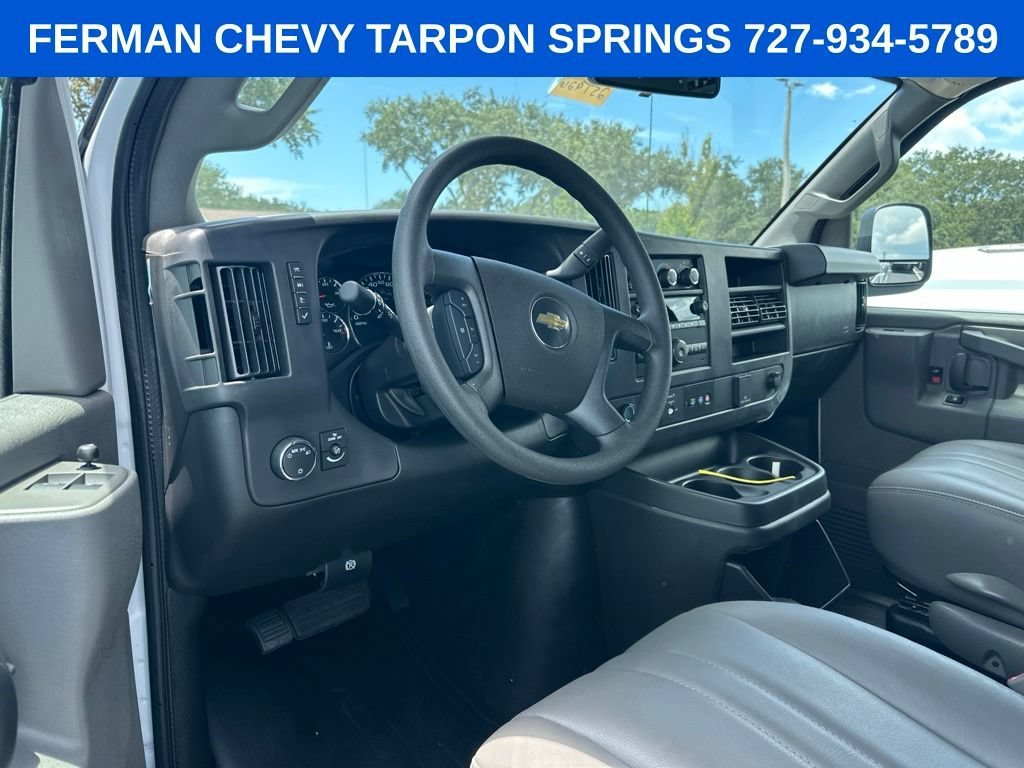 2025 Chevrolet Express Cargo Work Van - Photo 9