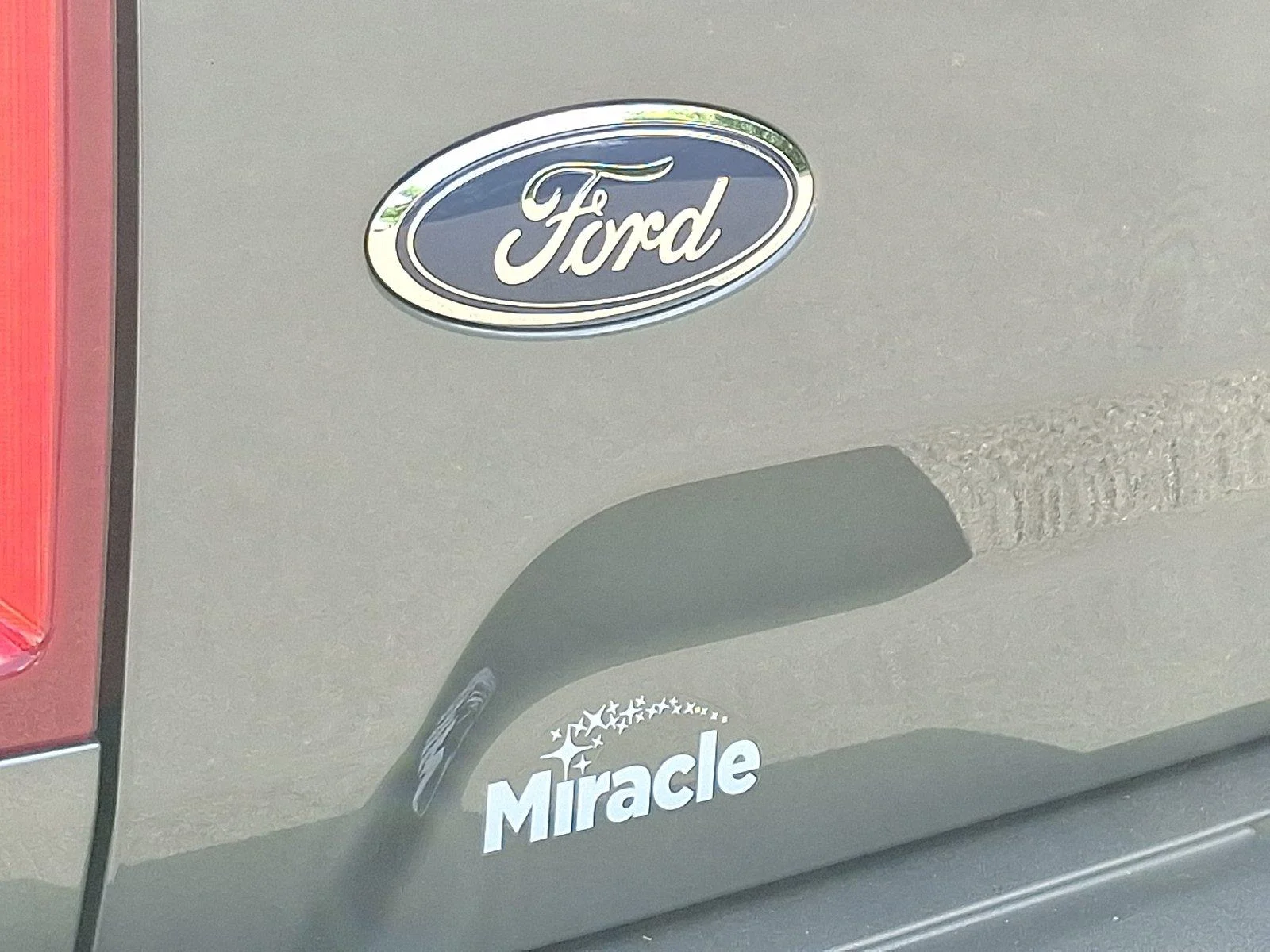 Used 2025 Carbonized Gray Metallic Ford Outer Banks image 29