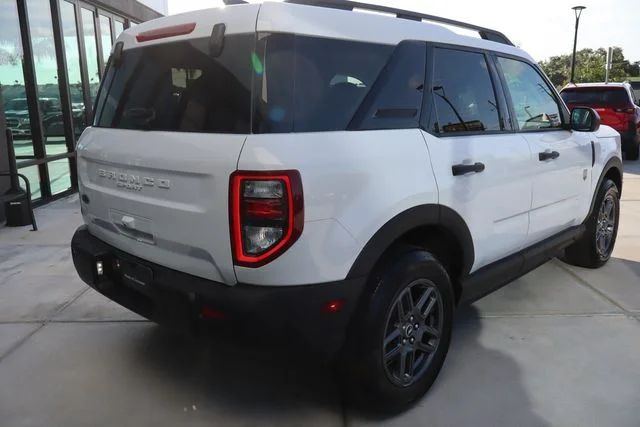 Used 2025 Oxford White Ford Big Bend image 3