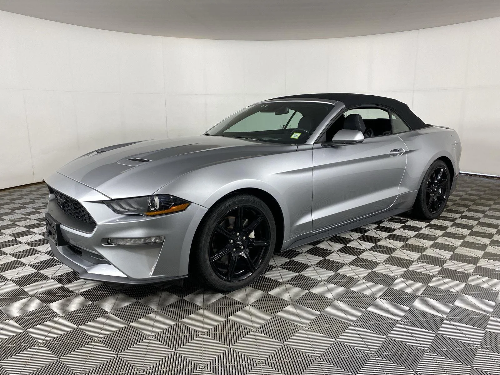 Used 2020 Iconic Silver Ford EcoBoost image 6