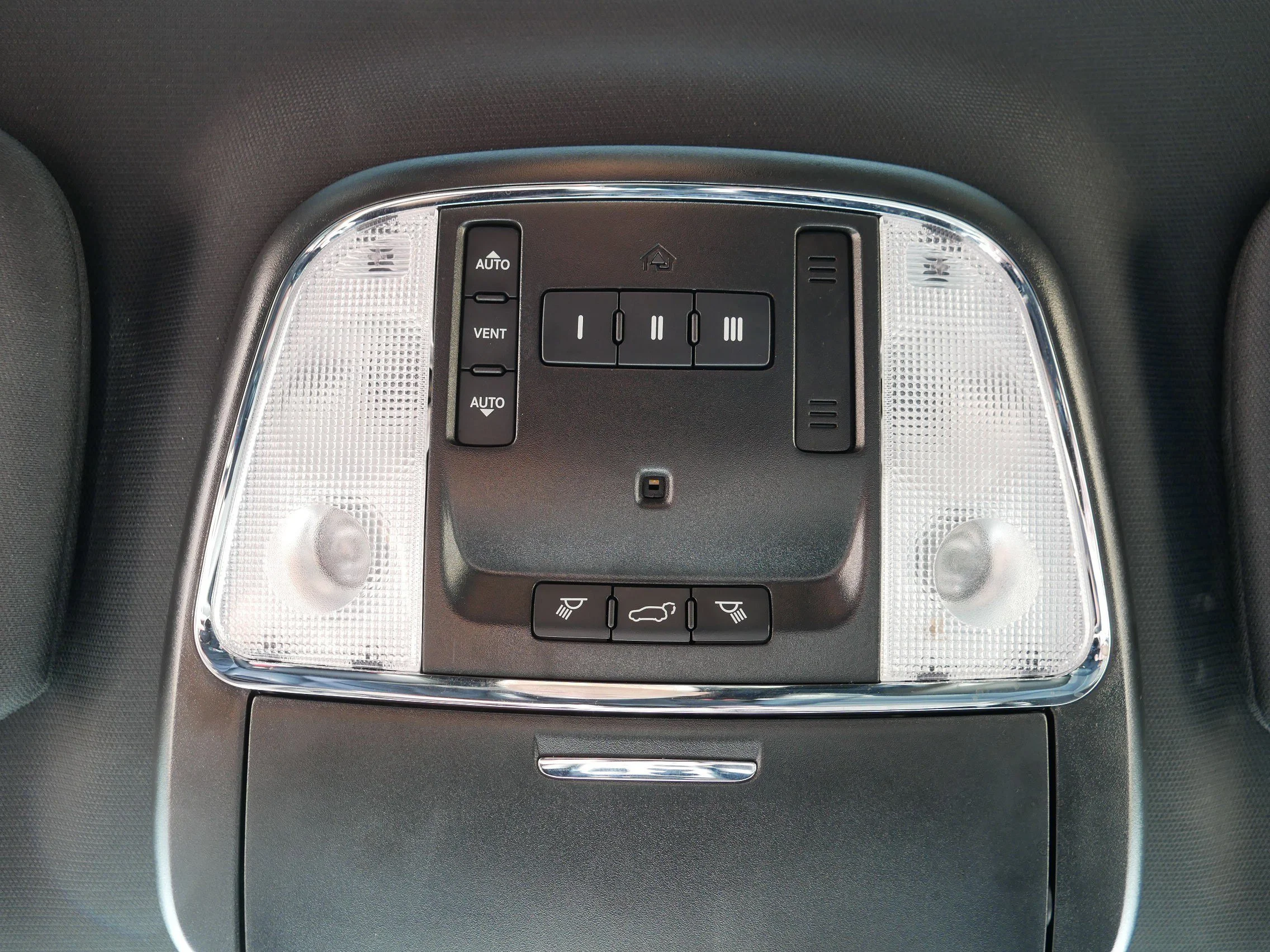 Used 2021 Granite Crystal Metallic Clearcoat Jeep 80th Anniversary image 35