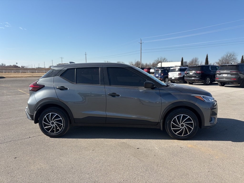 Used 2024 Nissan Kicks S with VIN 3N1CP5BV4RL537682 for sale in Pryor, OK