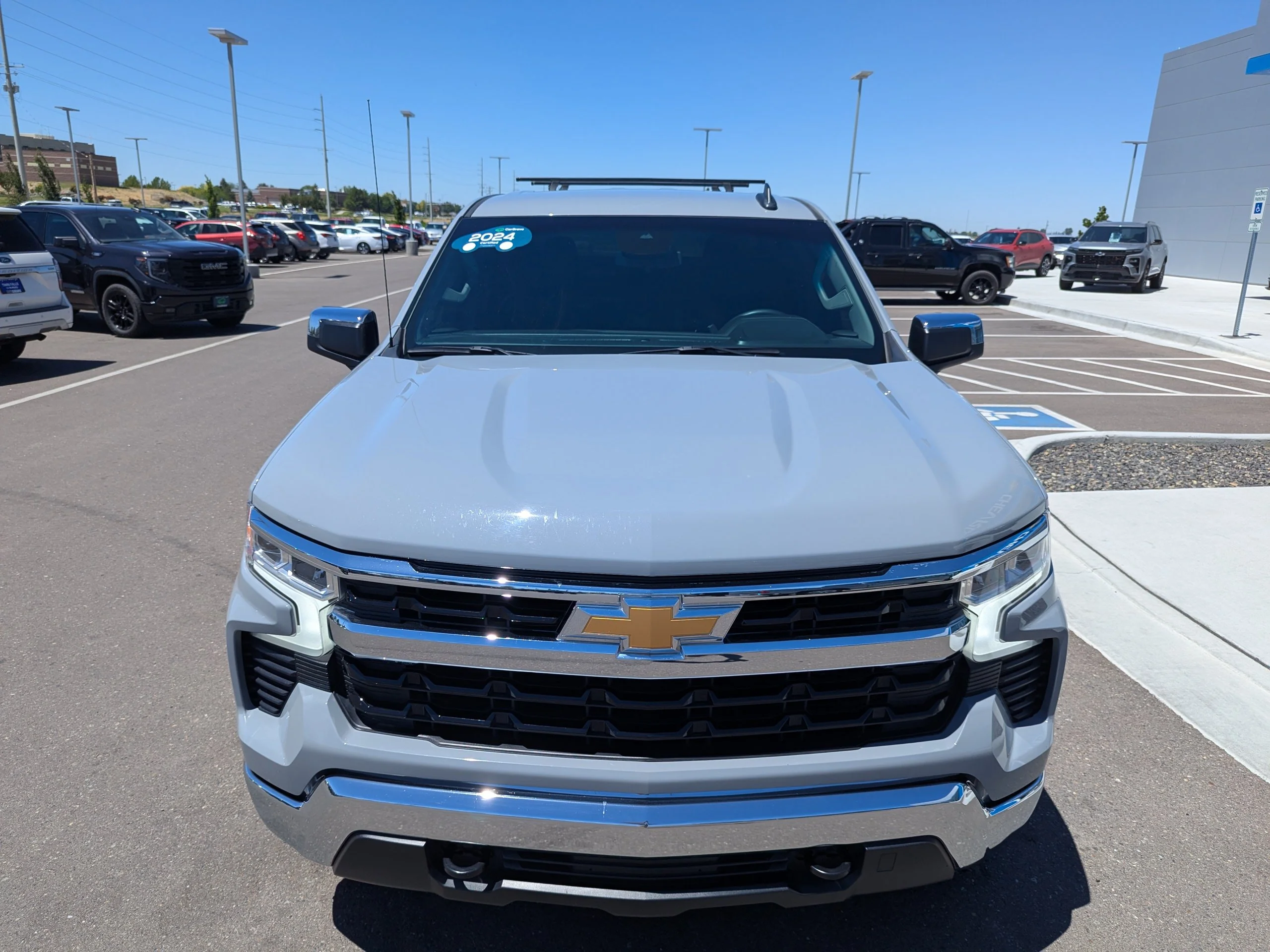 2024 Chevrolet Silverado 1500 LT - Photo 6