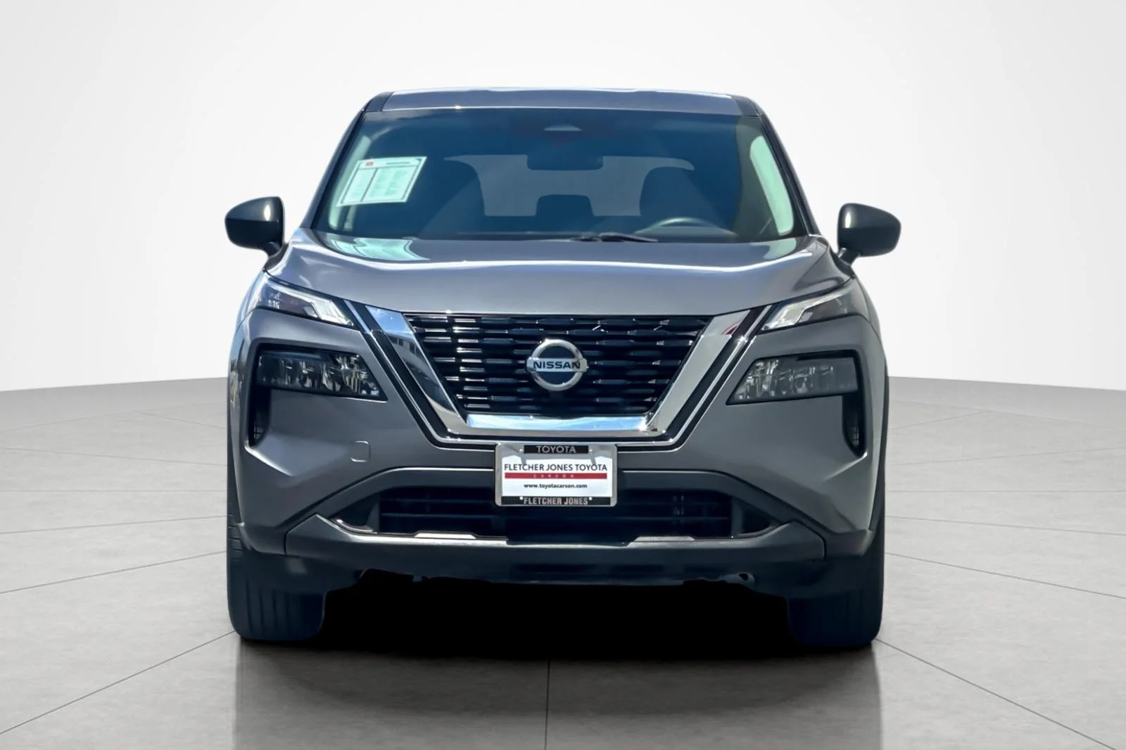 Used 2021 Gun Metallic Nissan S image 8