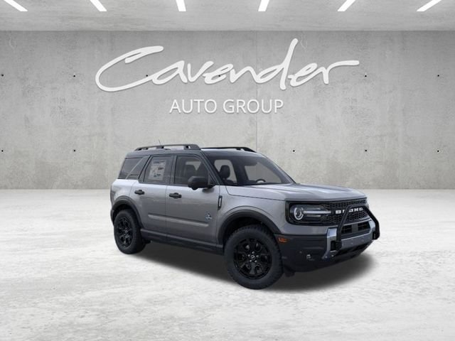 New 2025 Carbonized Gray Metallic Ford Outer Banks® image 8