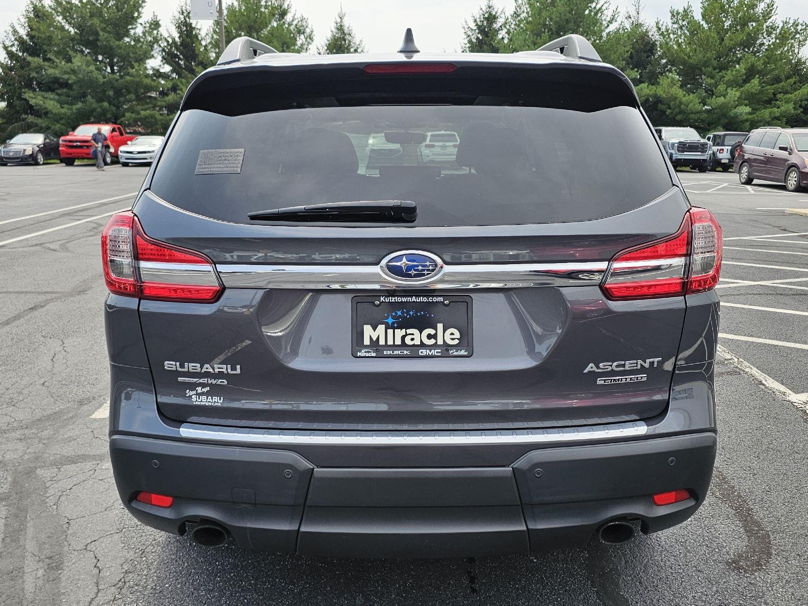 Used 2020 Magnetite Gray Metallic Subaru Limited image 23