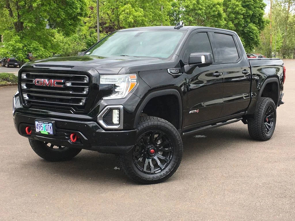 2019 GMC Sierra 4WD Crew Cab Short Box AT4's photo