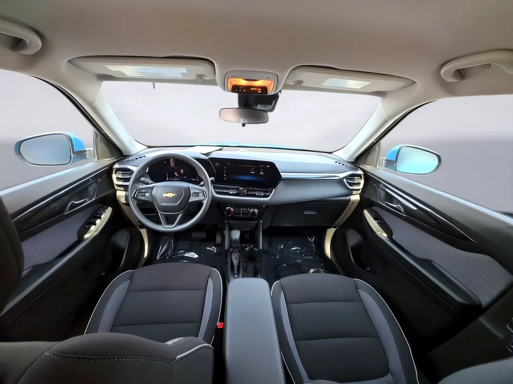 2025 Chevrolet Trailblazer LT - Photo 9