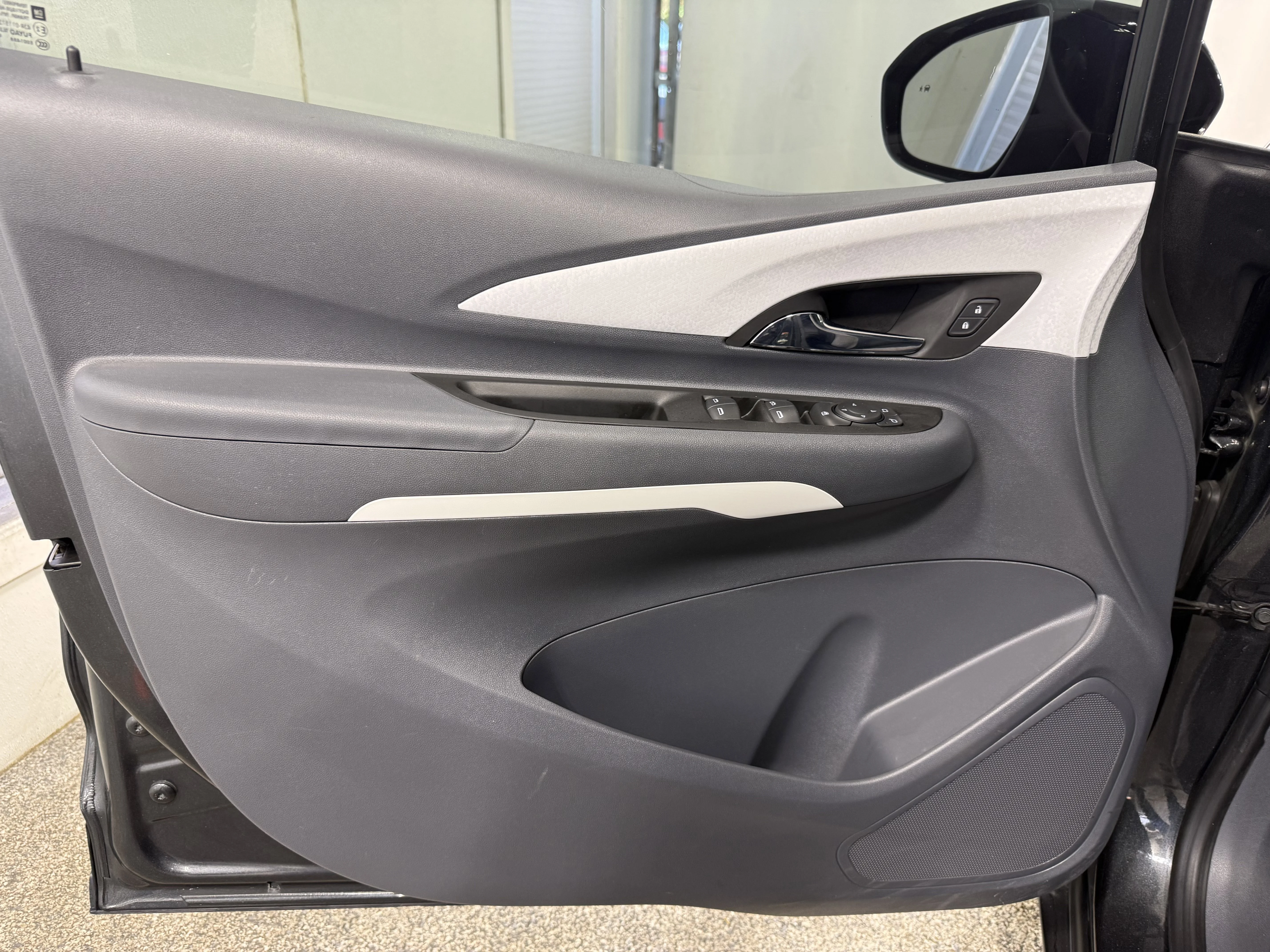 Used 2018 Nightfall Gray Metallic Chevrolet LT image 13
