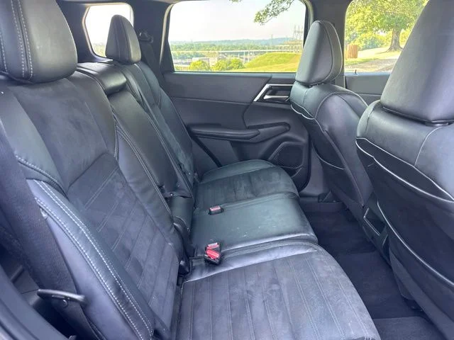 Used 2022 Gray Mitsubishi Black Edition image 11