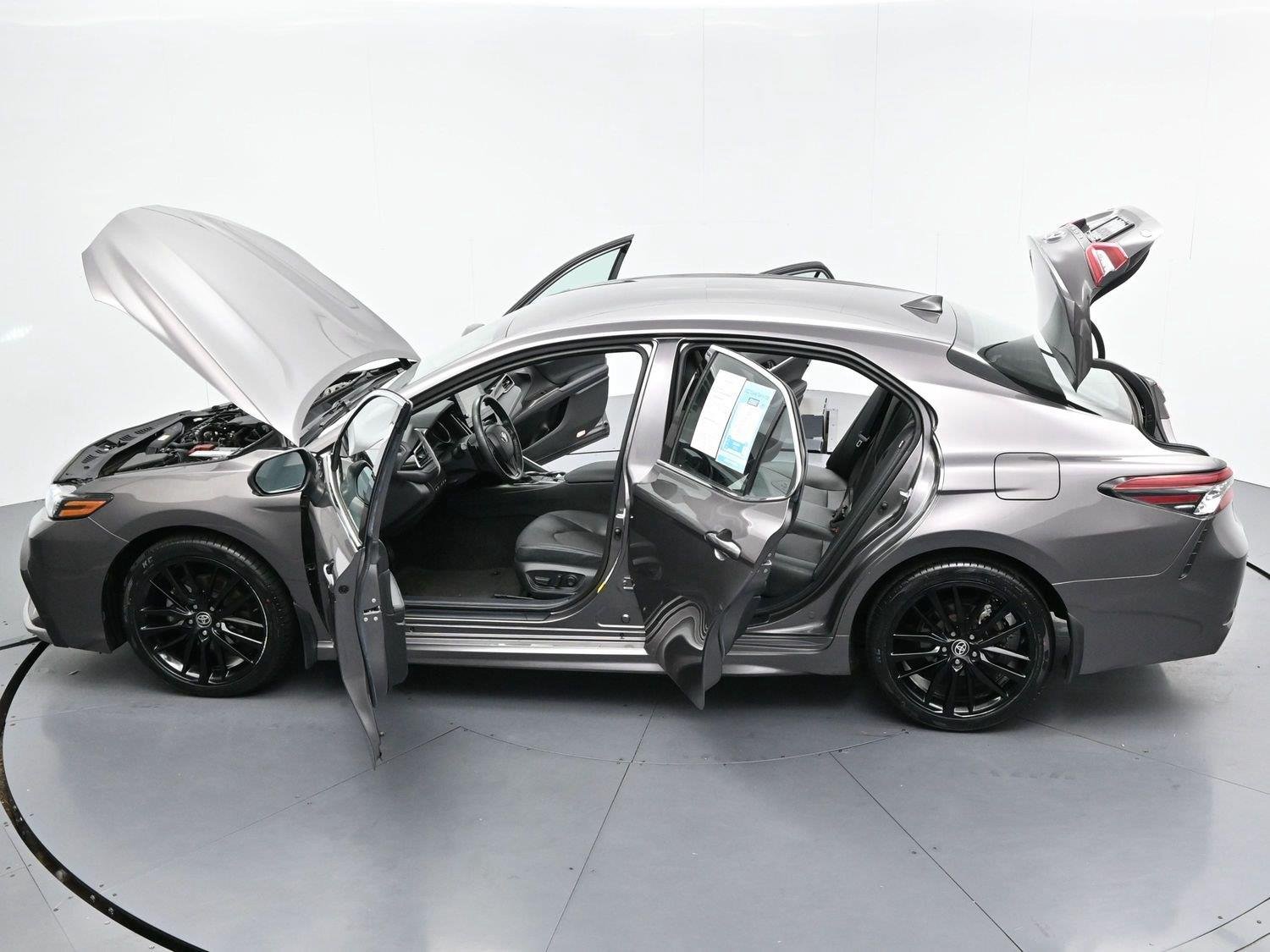 Used 2022 Predawn Gray Mica Toyota XSE image 43