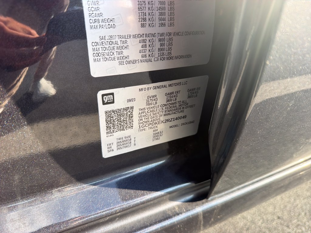 Used 2024 Gray Chevrolet LT image 24