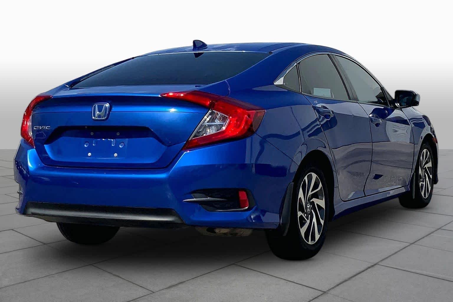 Used 2018 Crystal Black Pearl Honda EX image 11