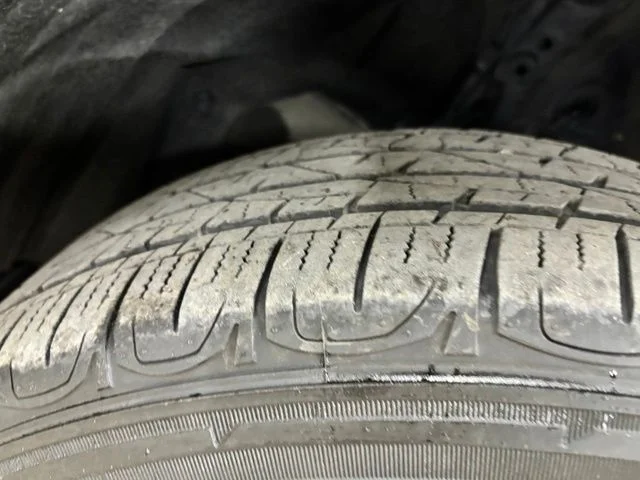 Used 2022  Toyota XLE image 11