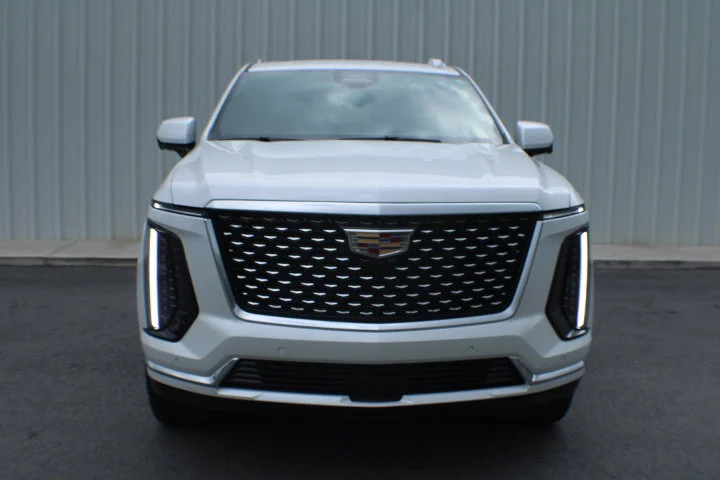 Used 2025 Crystal White Tricoat Cadillac Premium Luxury image 24