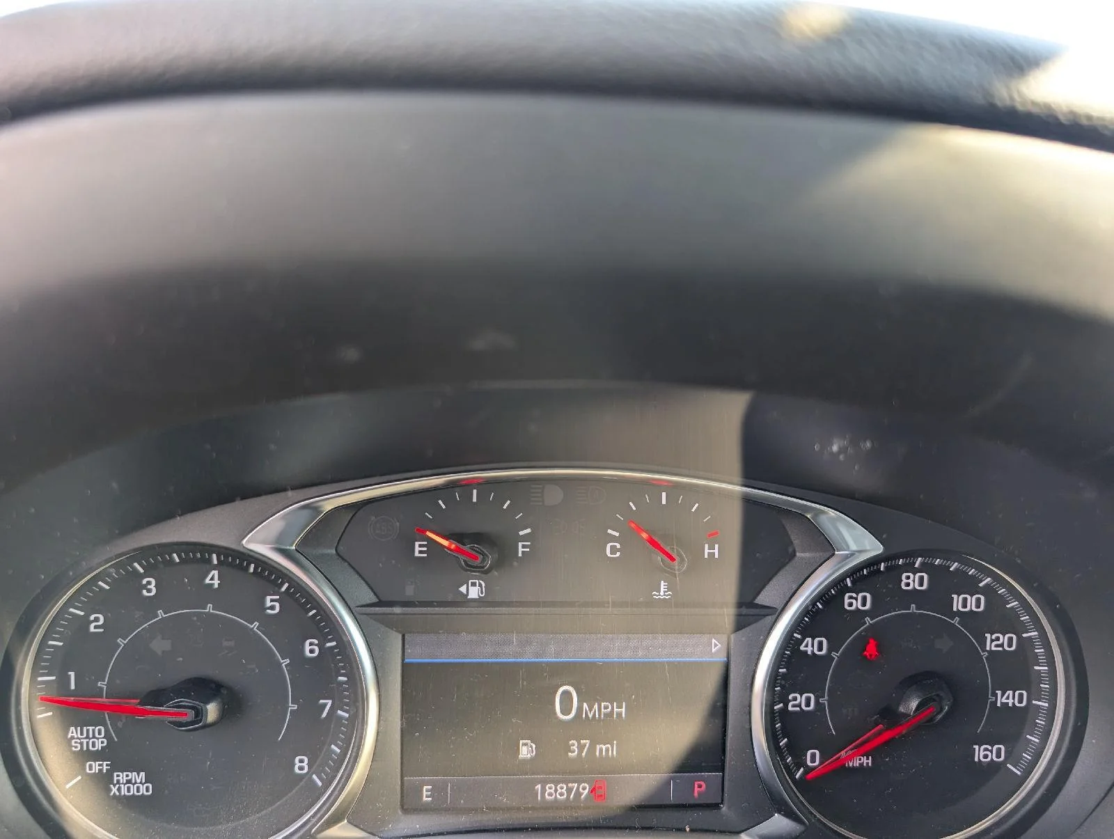 Used 2023 Volcanic Red Tintcoat GMC SLT image 13
