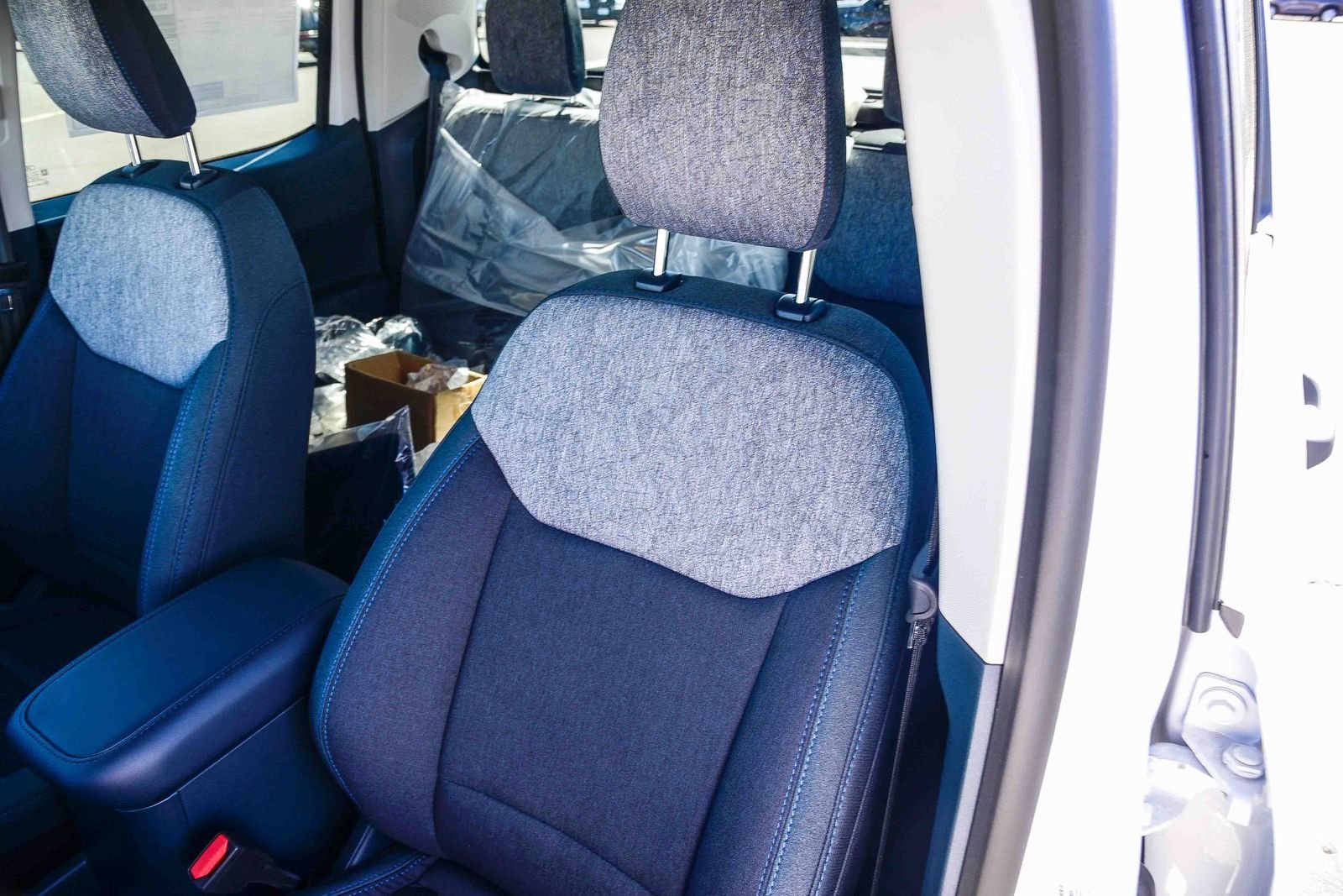New 2026 Oxford White Ford XLT image 22