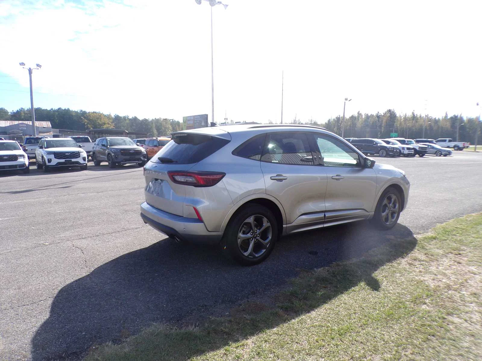 Used 2023 Iconic Silver Metallic Ford ST-Line image 5