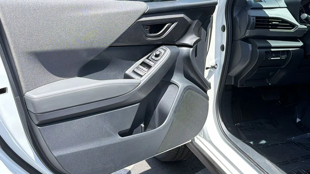 New 2026 CRYSTAL WHITE PEARL Subaru Premium image 23