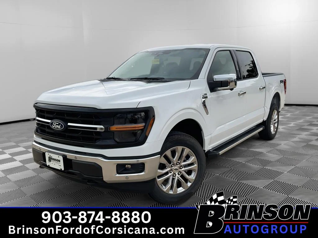 New 2026 Oxford White Ford XLT image 1