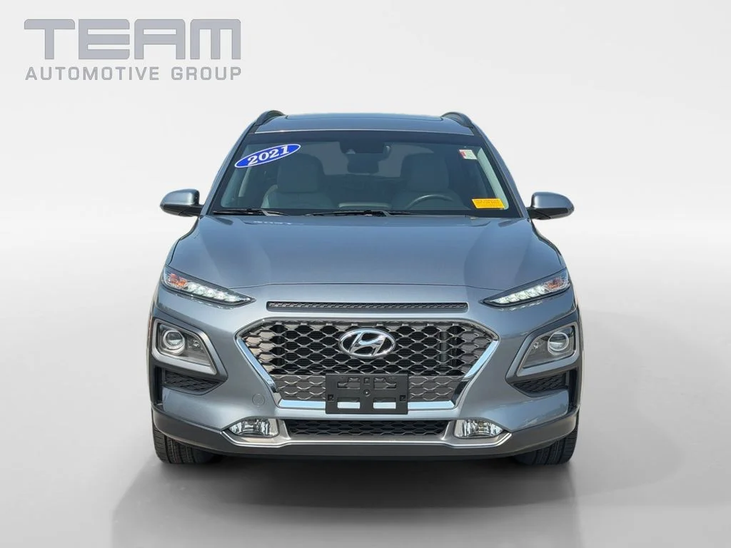 Used 2021 Silver Hyundai Limited image 2