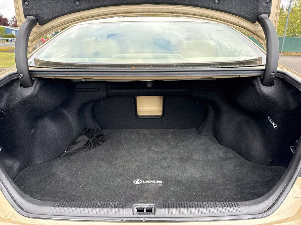 Used 2007 Golden Almond Metallic Lexus 350 image 19
