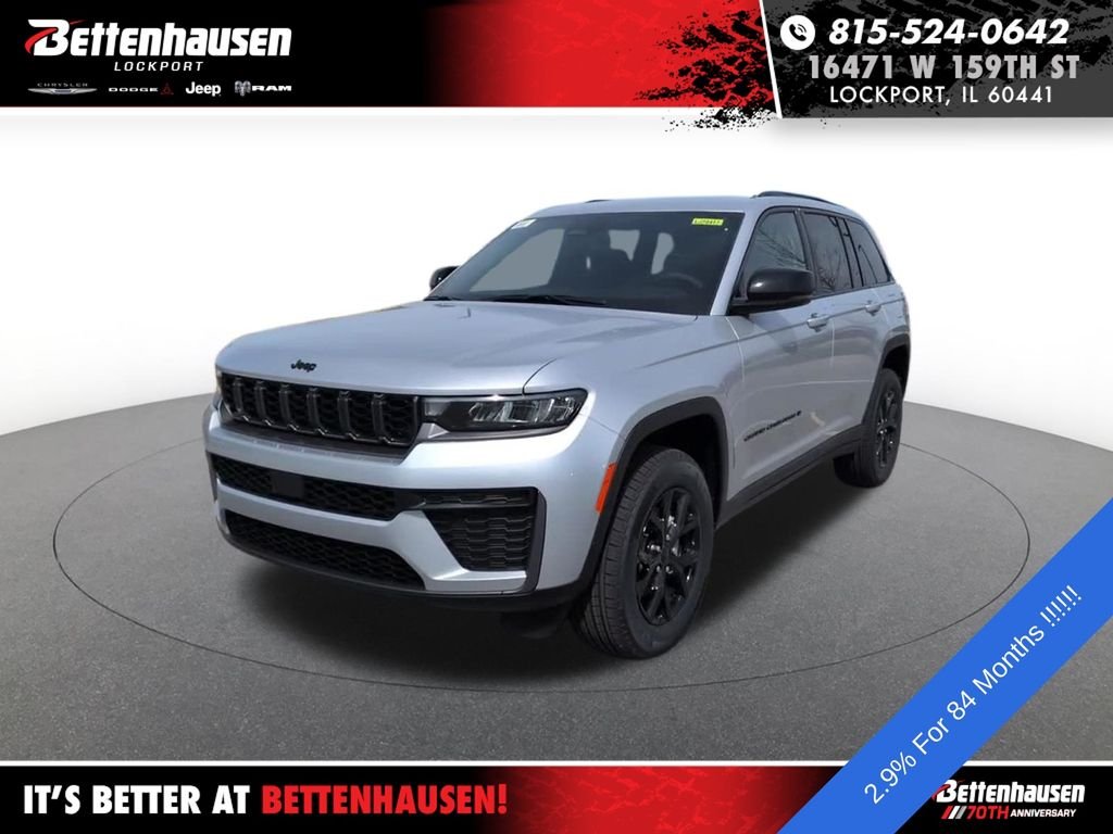 New 2026 Silver Zynith Exterior Paint Jeep Laredo Altitude image 2