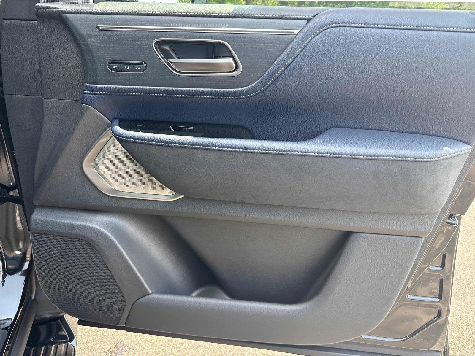 New 2027 MINERAL BLACK INFINITI Sport 4WD image 25