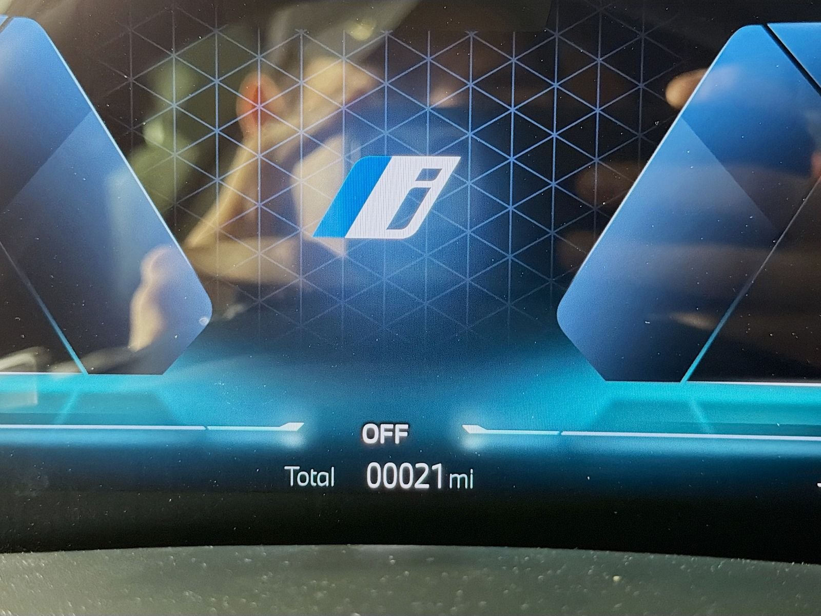 New 2026 Manhattan Green Metallic BMW xDrive50e image 12