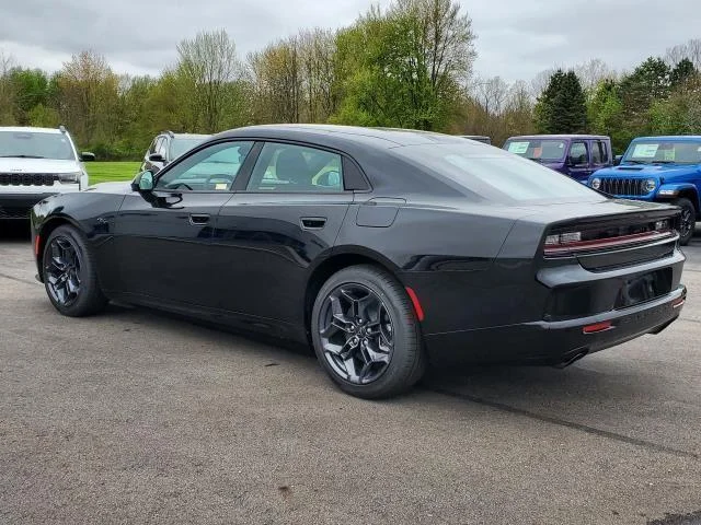 New 2026 Diamond Black Crystal Pearlcoat Dodge R/T image 4