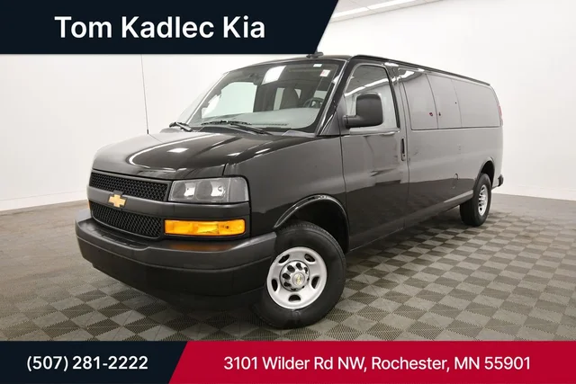 2025 Chevrolet Express 3500 LS