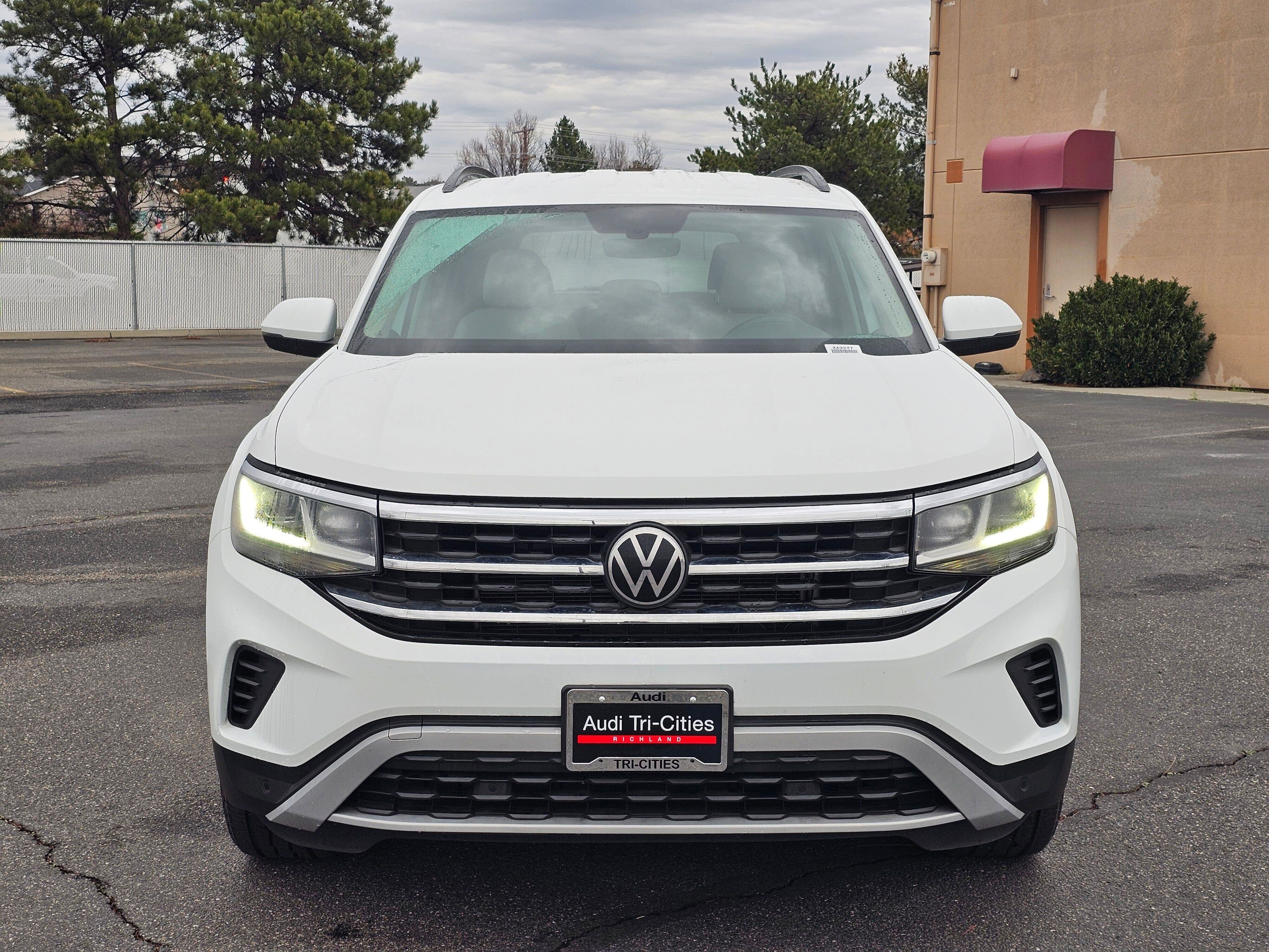 2023 Volkswagen Atlas SE w/Tech - Photo 6