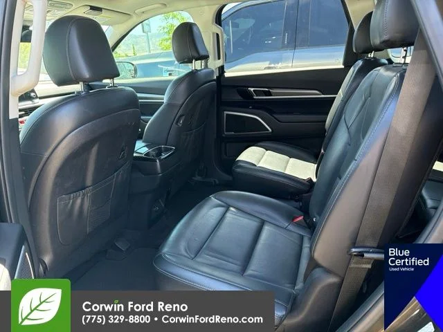 Used 2020 Dark Moss Kia S image 12