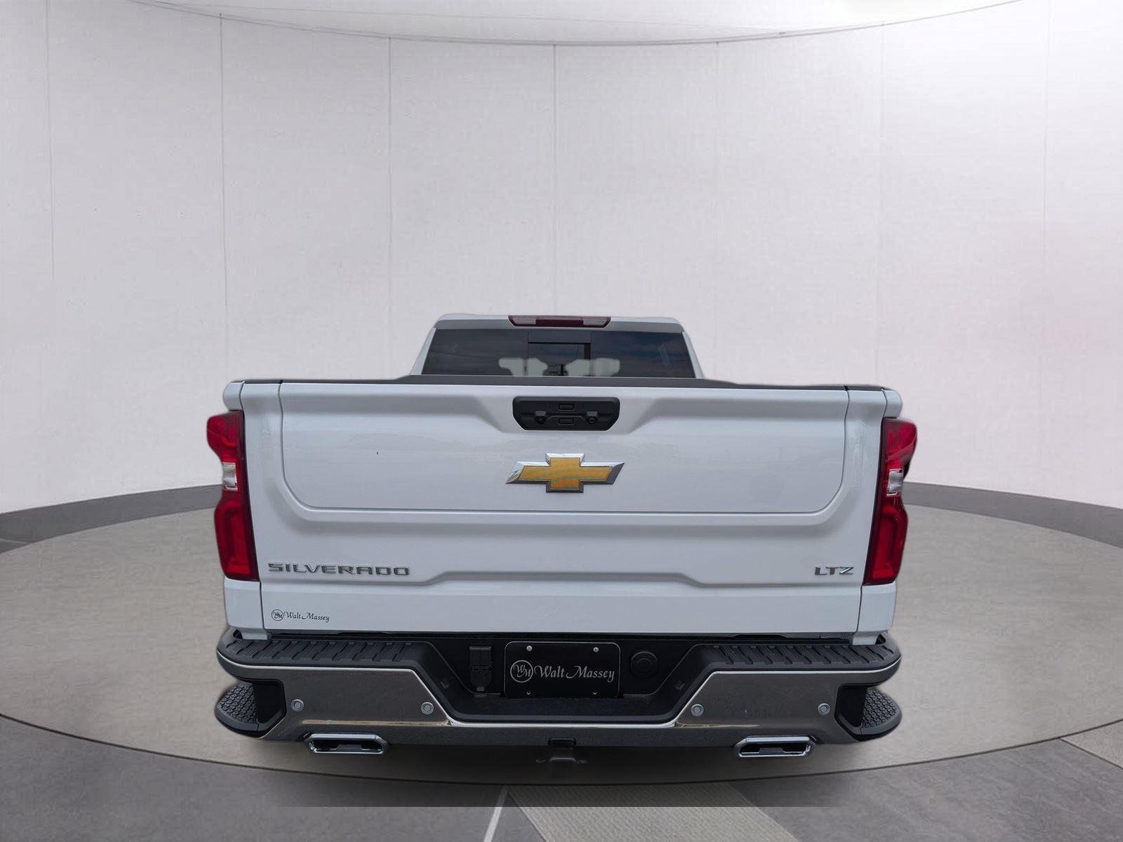 2026 Chevrolet Silverado 1500 LTZ - Photo 4