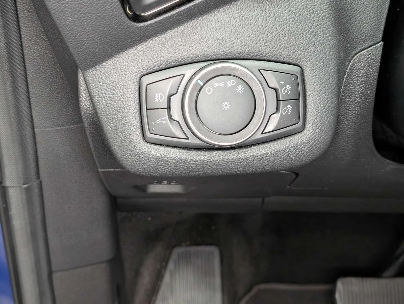 Used 2017 Lightning Blue Ford Titanium image 38