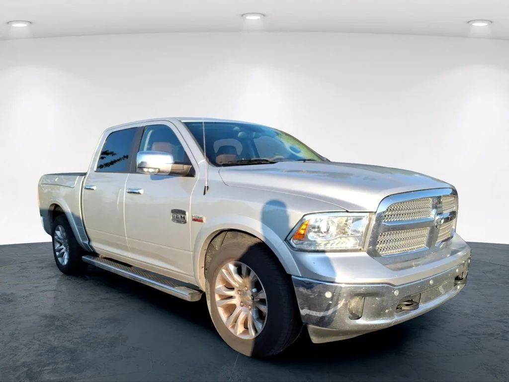 Used 2017 Silver Ram Laramie Longhorn image 12
