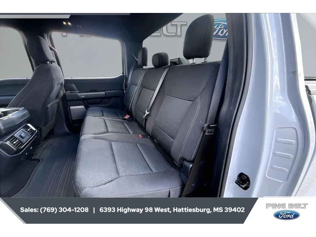Used 2022 Space White Metallic Ford XLT image 20