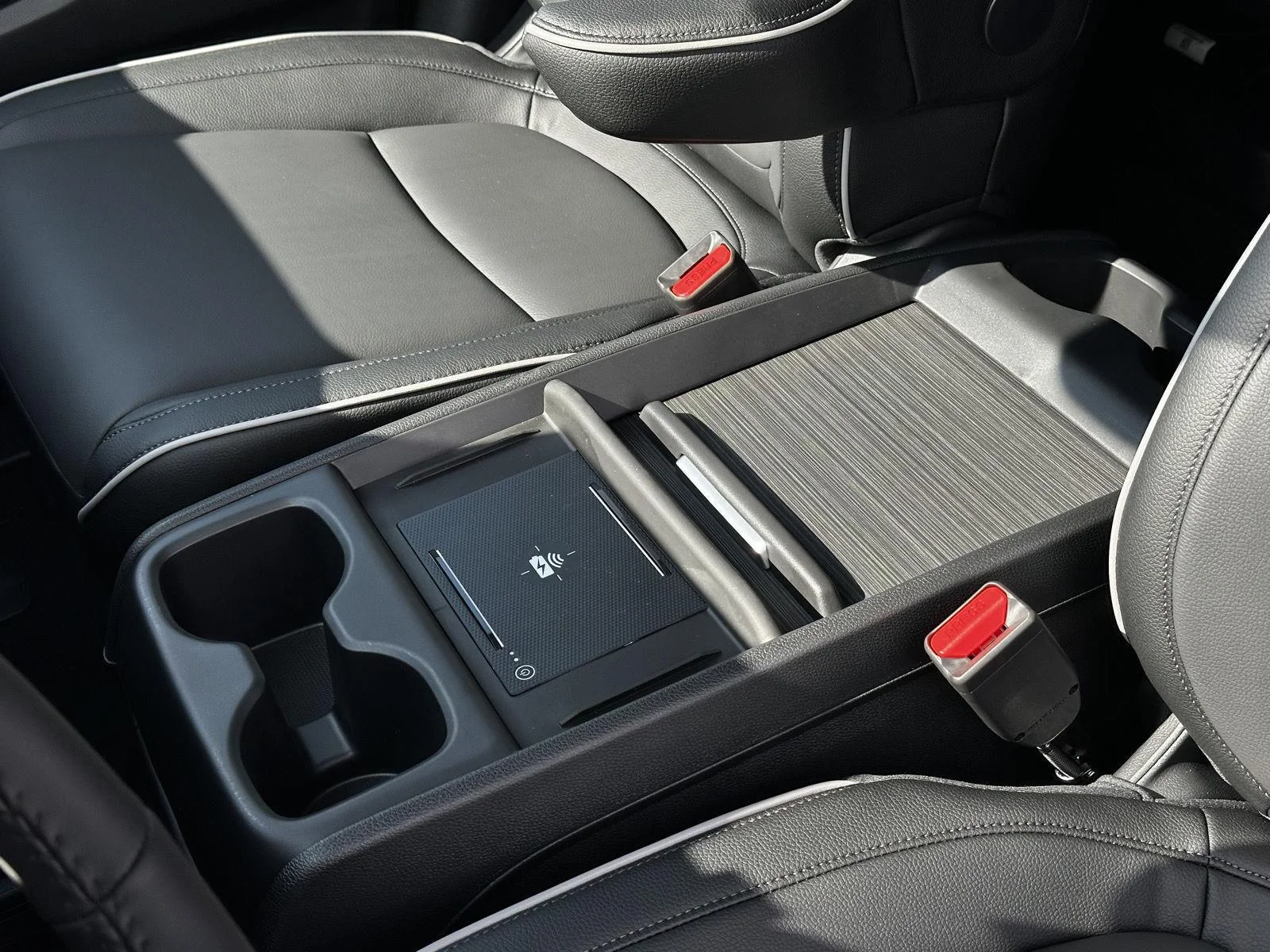 New 2026 Platinum White Pearl Honda Touring image 13