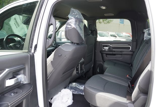 New 2027 Bright White Clear-Coat Exterior Paint RAM Big Horn image 12