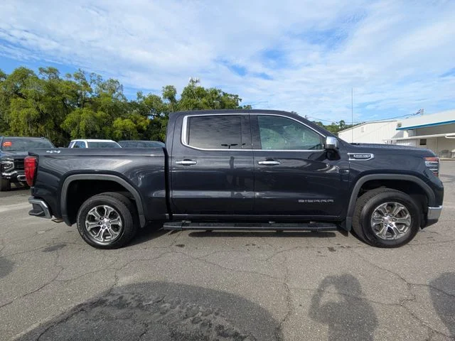Used 2024 Silver GMC SLT image 3