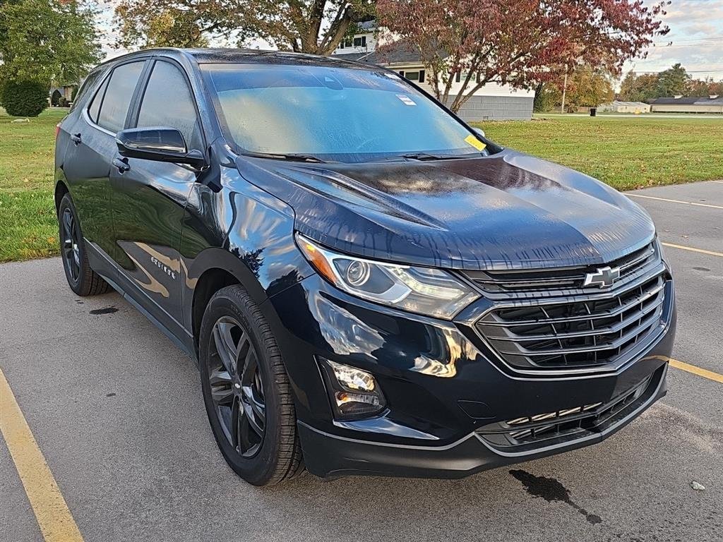 2021 Chevrolet Equinox LT photo 2