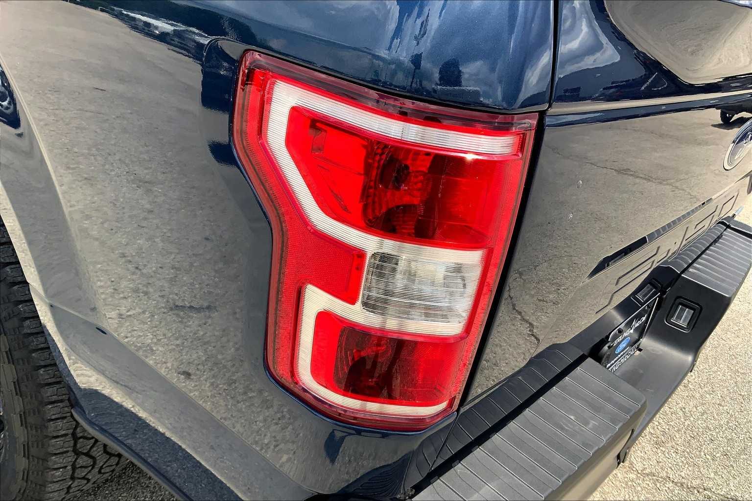Used 2018 Blue Jeans Metallic Ford XL image 56