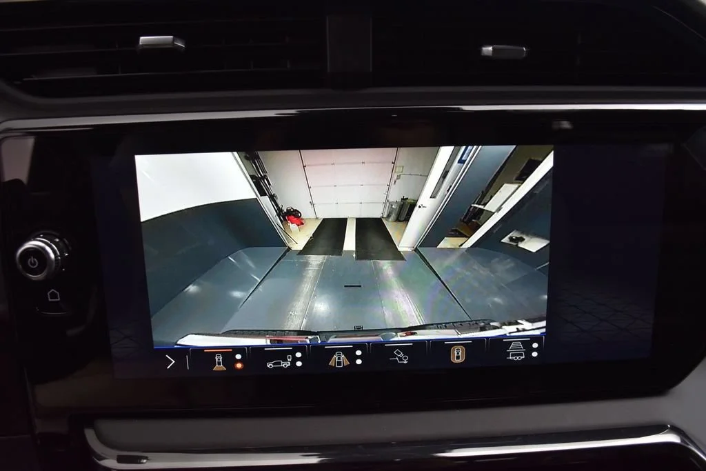 2026 GMC Sierra 1500 AT4X - Photo 13
